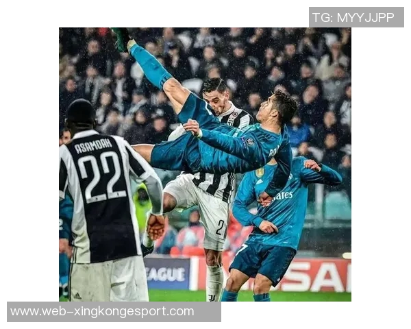 埃弗拉谈足球之争:我心中的GOAT是C罗而非梅西 埃弗拉谈足球之争:我心中的GOAT是C罗而非梅西