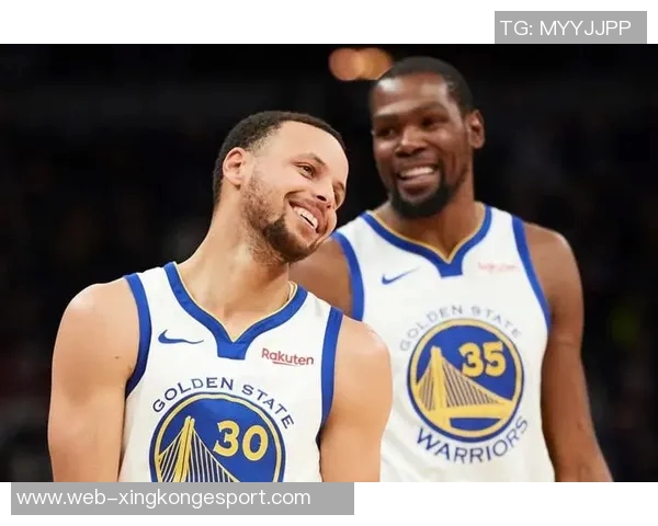 GM调查揭示关键时刻谁能投中致胜球库里居首杜兰特哈利紧随其后 GM调查揭示关键时刻谁能投中致胜球库里居首杜兰特哈利紧随其后