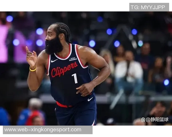 哈登三双助力快船创历史祖上不富裕却书写传奇人生 哈登三双助力快船创历史祖上不富裕却书写传奇人生